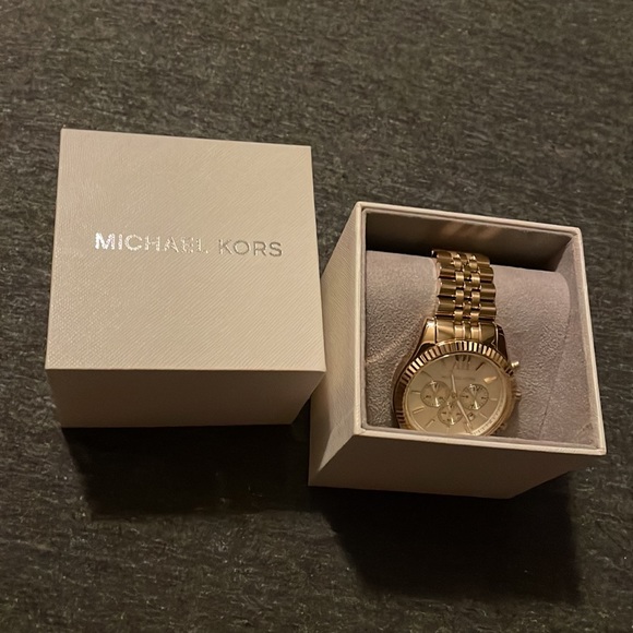 Men’s Michael Kors Watch - Picture 4 of 4